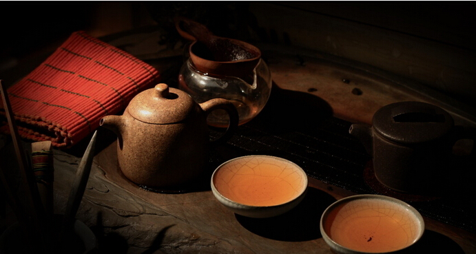 發(fā)霉的普洱茶還能喝嗎？